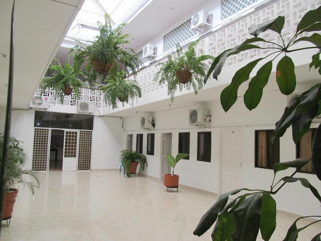 Hotel Royal Plaza 弗洛伦西亚 外观 照片